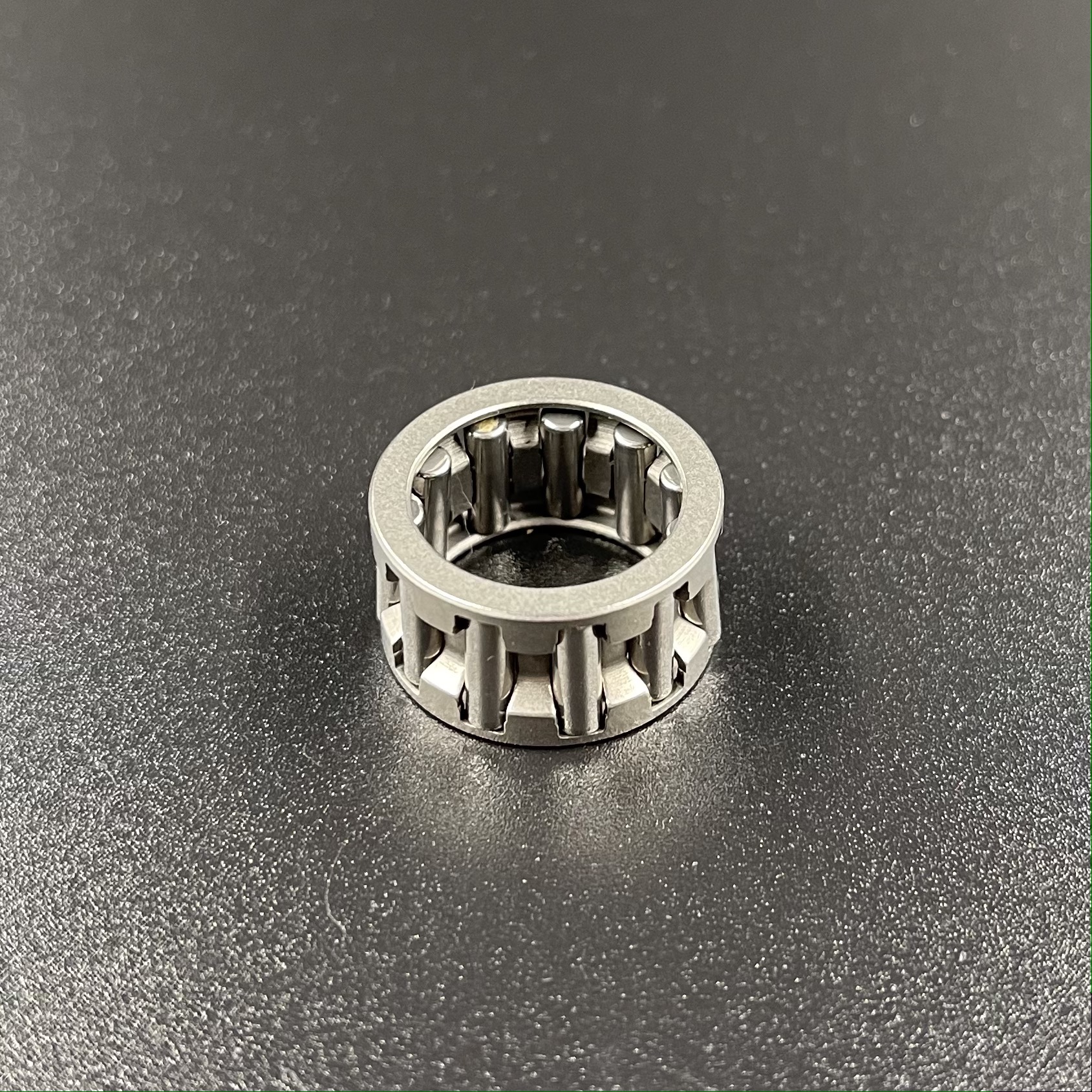 картинка Подшипник шатунный Tohatsu 2.5-3.5 (16x22x12) (Omax)