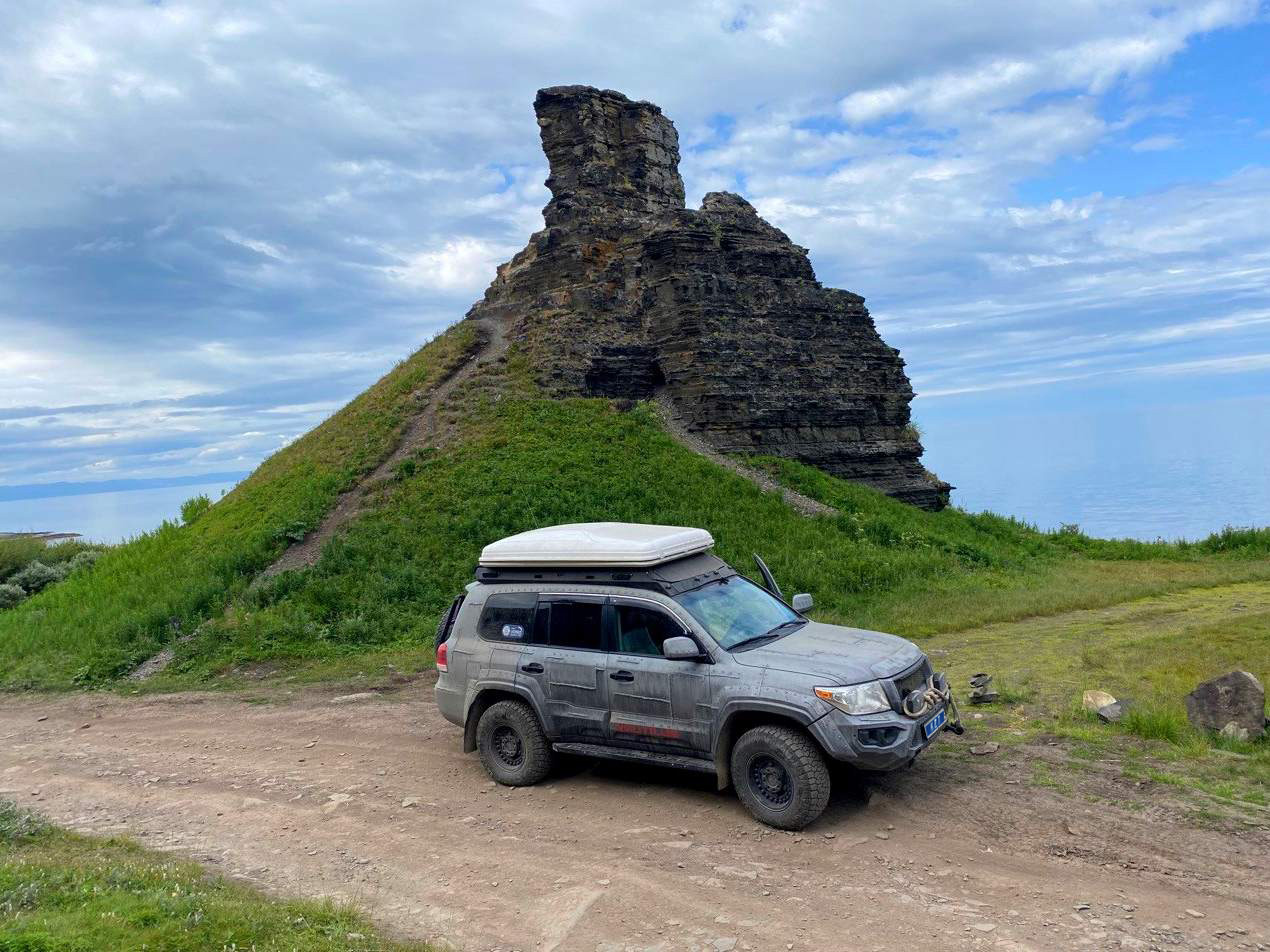 картинка Багажник-площадка алюминиевый (под канистры) - Toyota Land Cruiser 200