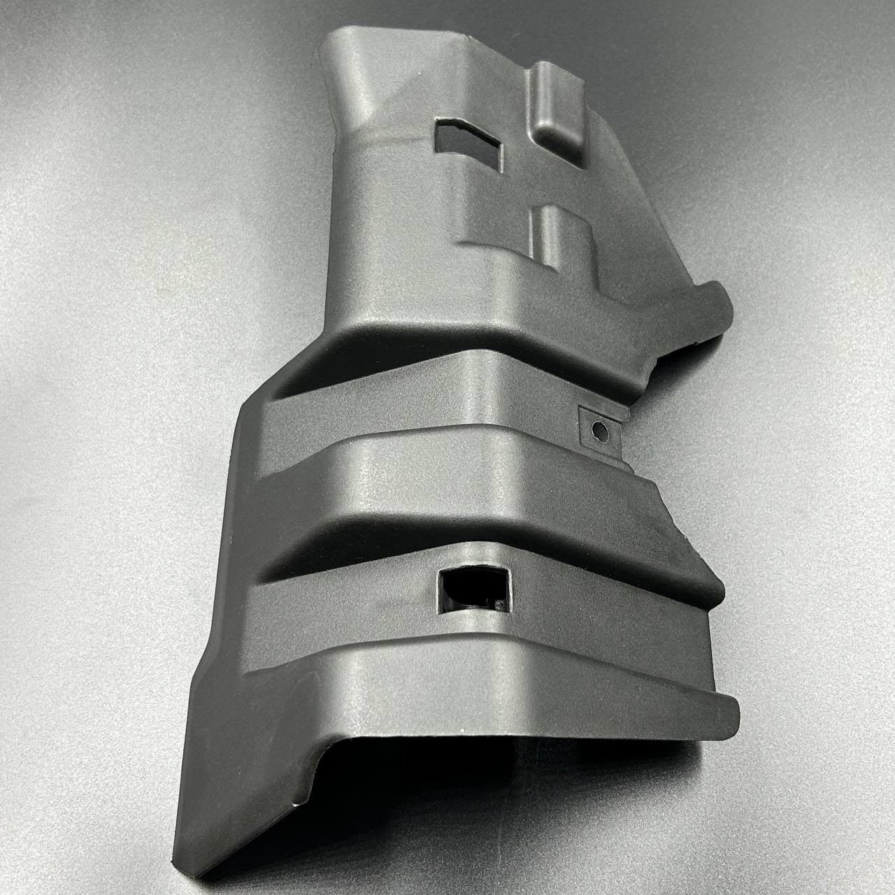 картинка Защита рычага, левая CFM X5(пластик) (ZIBO)