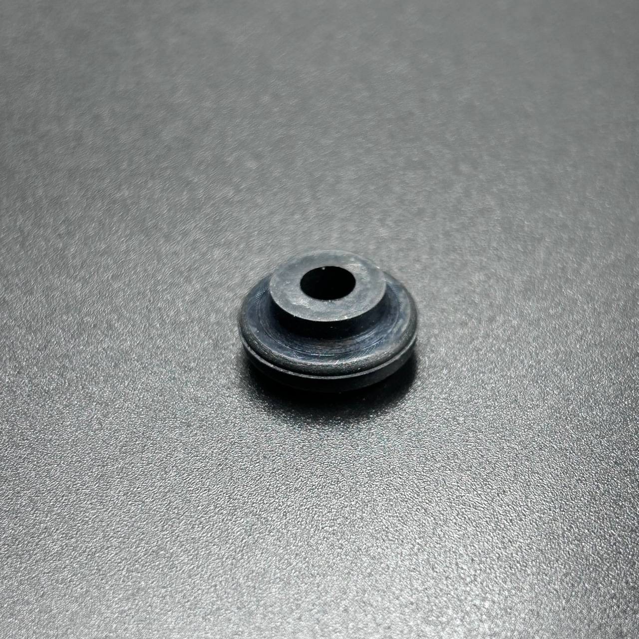 картинка Втулка струбцины Yamaha 9.9-15, F9.9-15 (YUELANG)