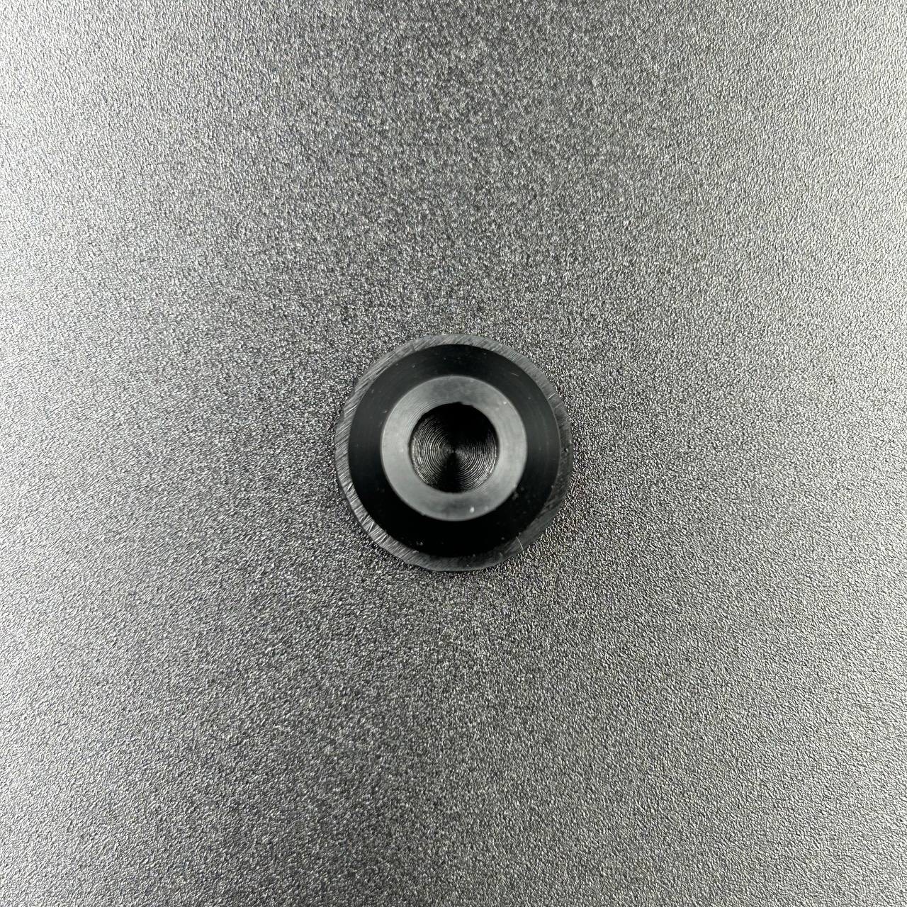 Заглушка в поддон Yamaha 4-90, F4-50 (PREMARINE)