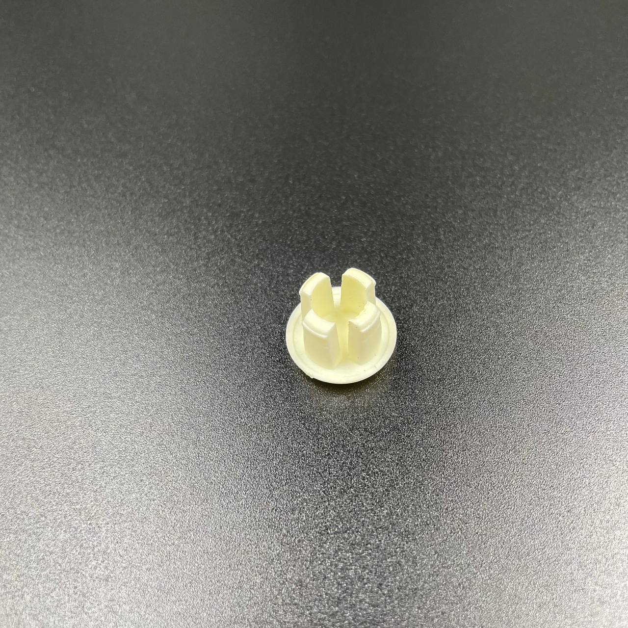 картинка Заглушка Mercury 6/8/9.9/15 HP; Mercruiser ALPHA  (Osaka)