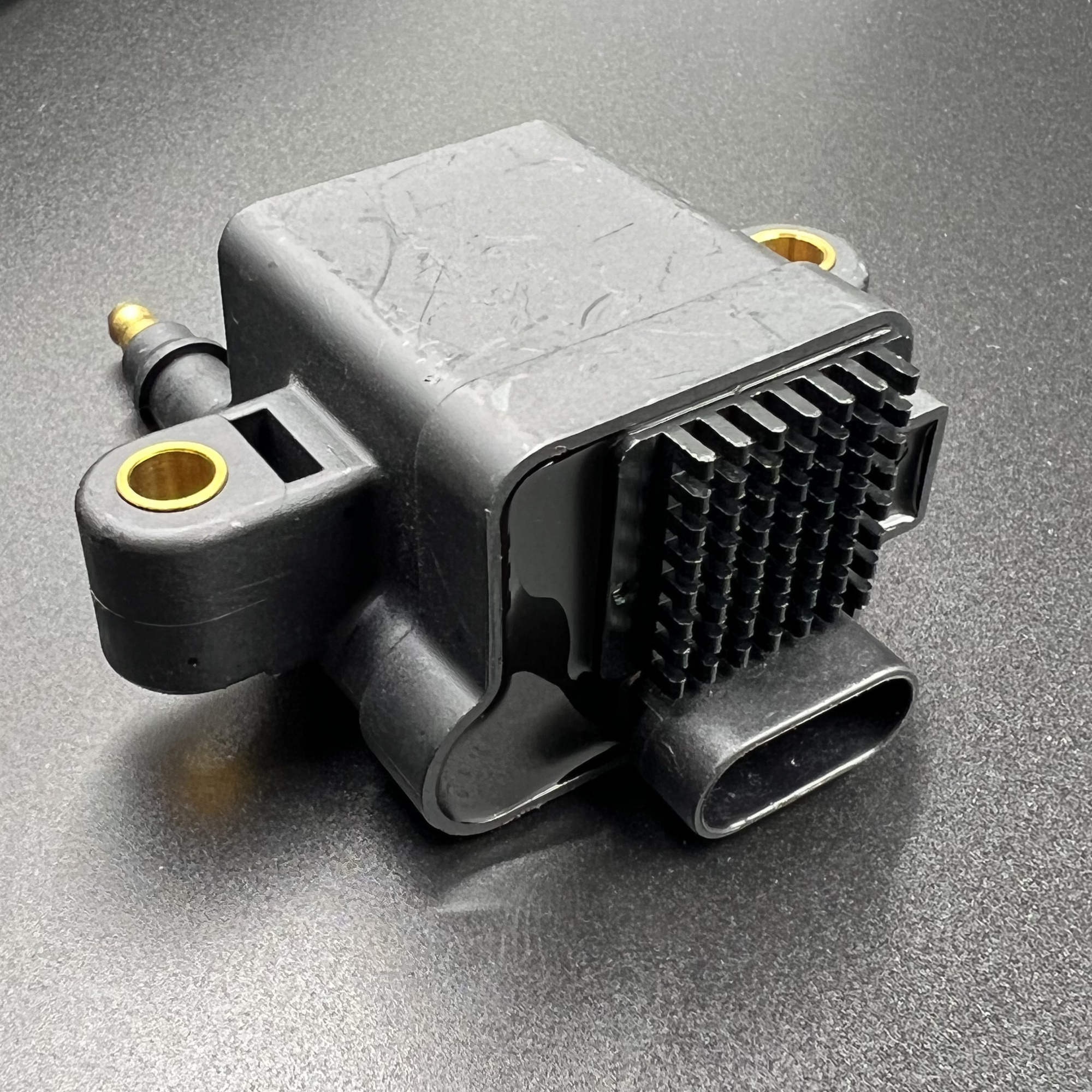 картинка Катушка зажигания Mercury 40-60 (339-879984T01; 300-8M0077471) (PREMARINE)