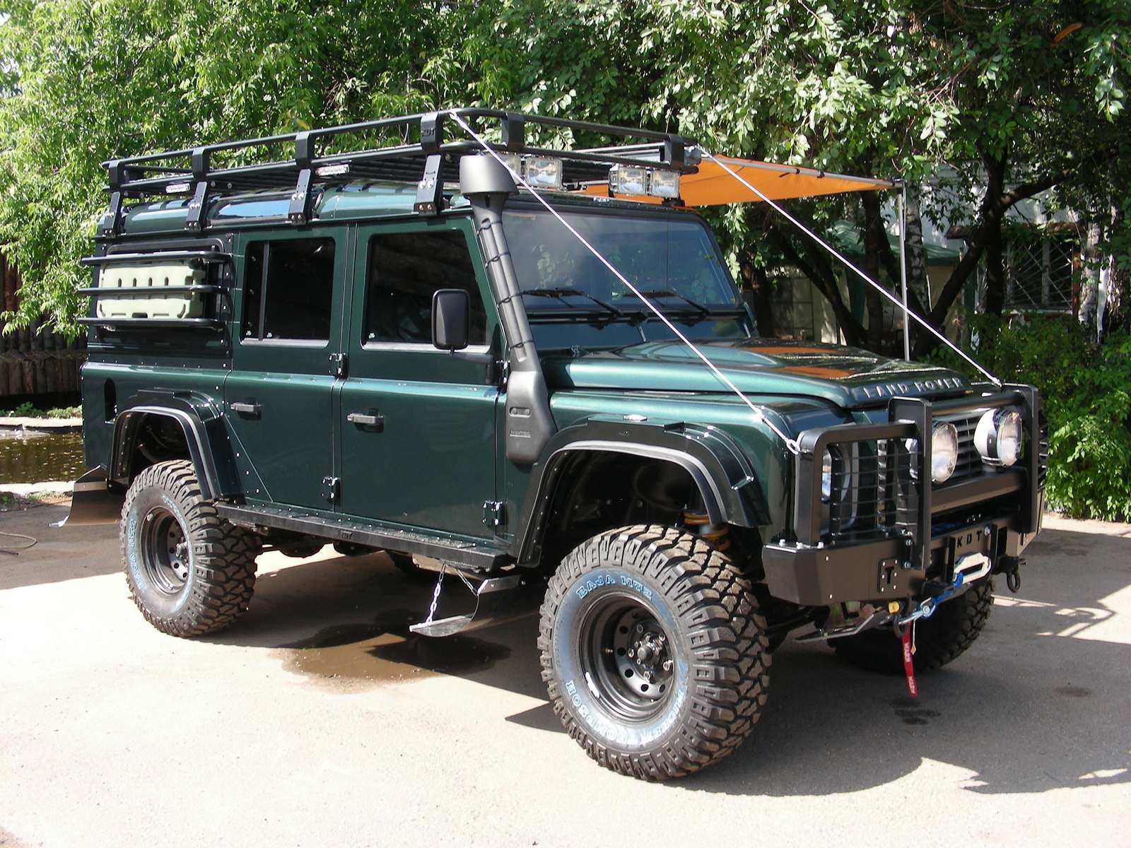 картинка Расширители арок KDT для LAND ROVER DEFENDER
