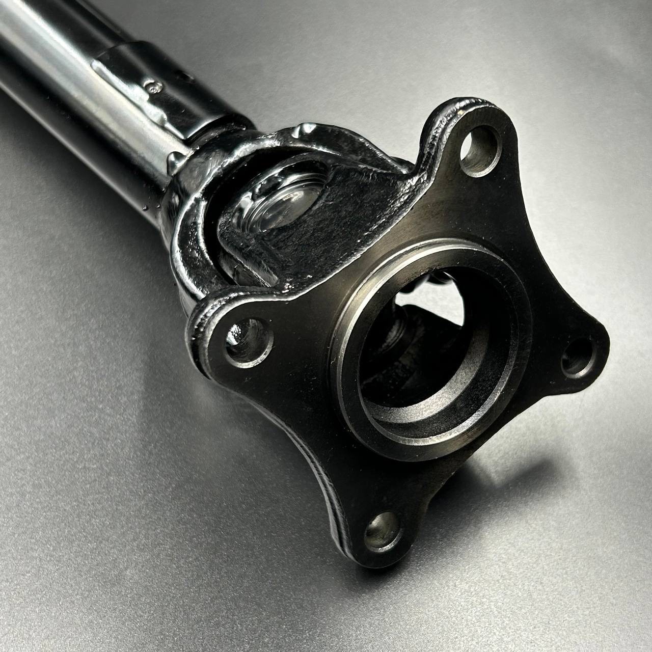 картинка Карданный вал CFZ8-Z10 (Передний) (В сборе) (ZIBO)