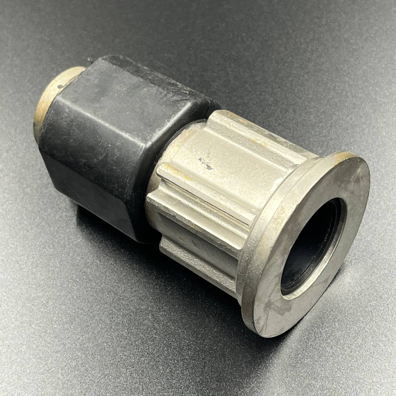 Втулка гребного винта Mercury 200-300  (JSP)