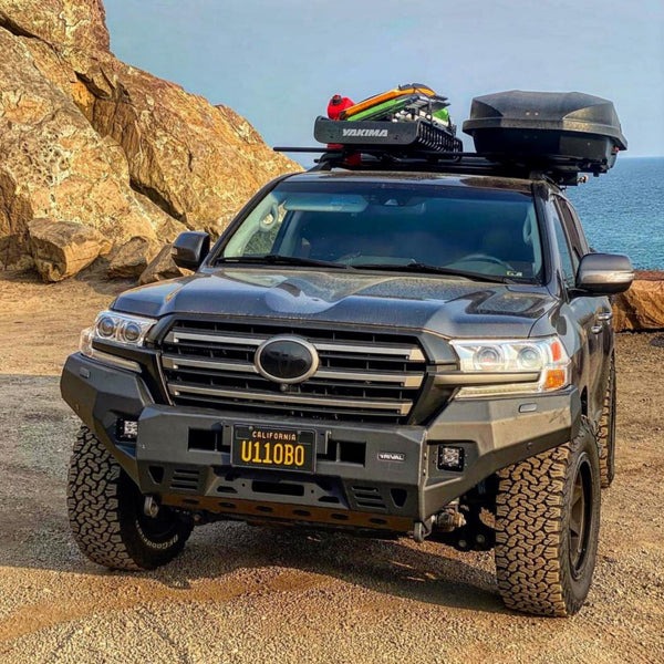 картинка Передний бампер Toyota Land Cruiser 200 2016-2021 Rival