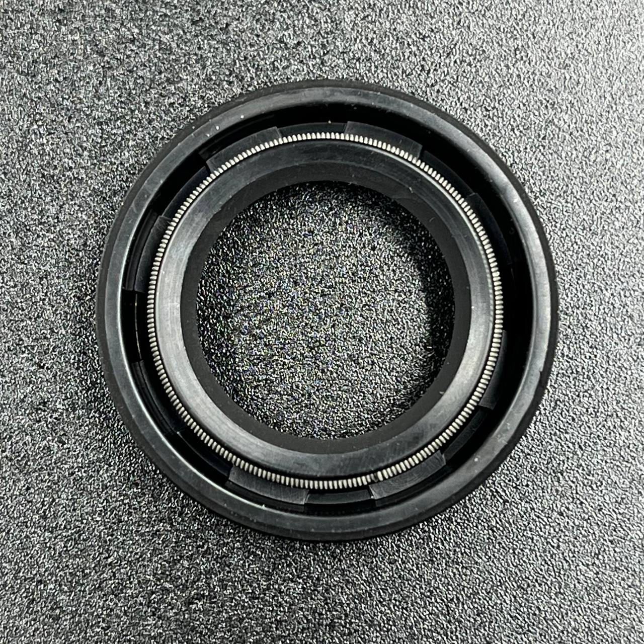 картинка Сальник Suzuki (09282-17007) (17x28x6) (KACAWA)