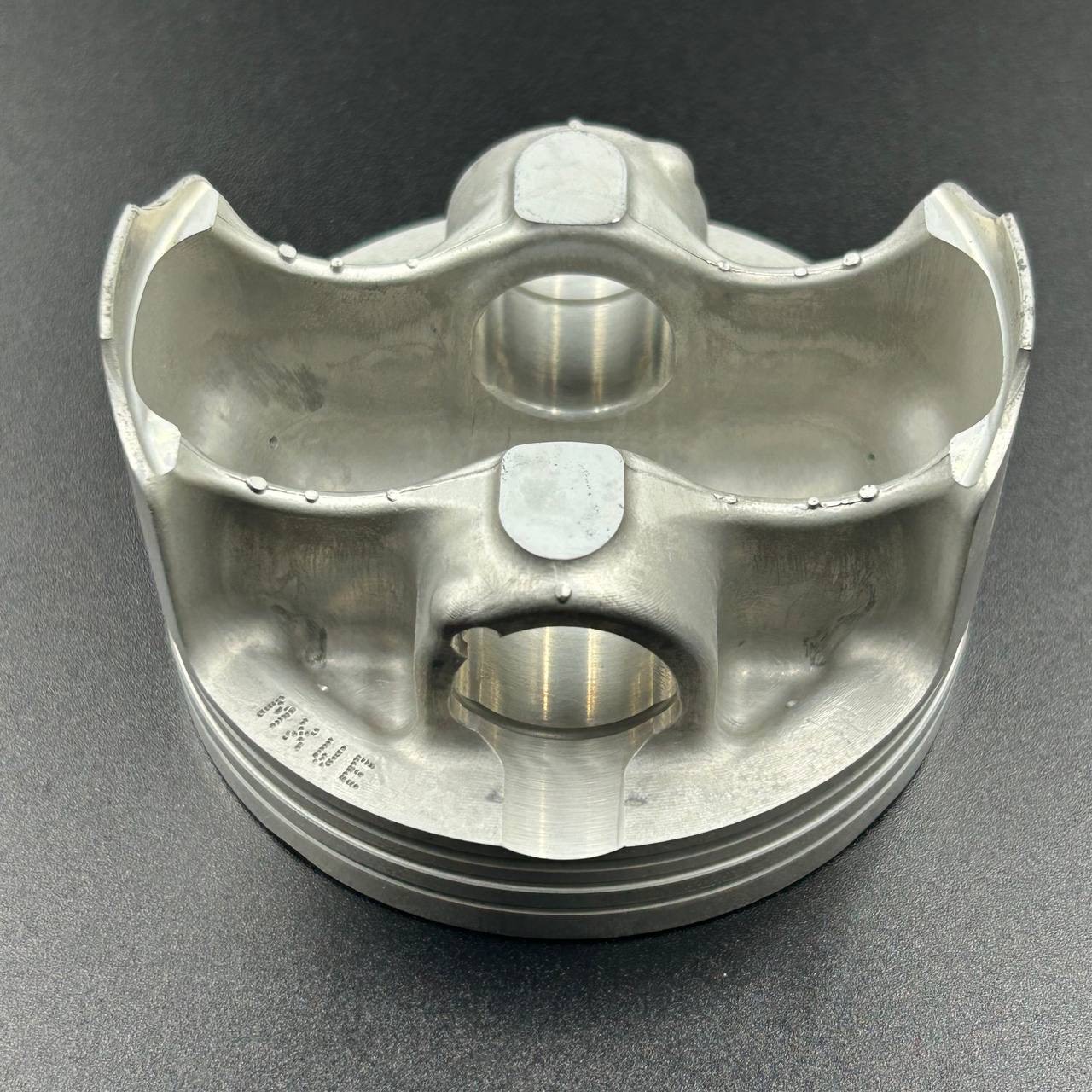 картинка Поршень Yamaha RS10/RS90/RST90/RSG90; VK10 (STD) (Yamaha)