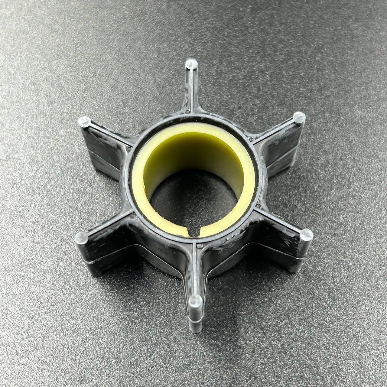 картинка Крыльчатка помпы Mercury/Tohatsu 25-30(47-8m0214912) (Quicksilver)