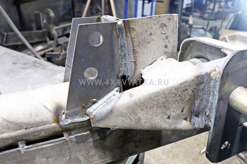картинка Усиление заднего моста Нива (комплект)