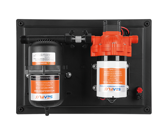 картинка Комплект автоматического насоса с расширительным бочком 0,75л, 12 В, SeaFlo