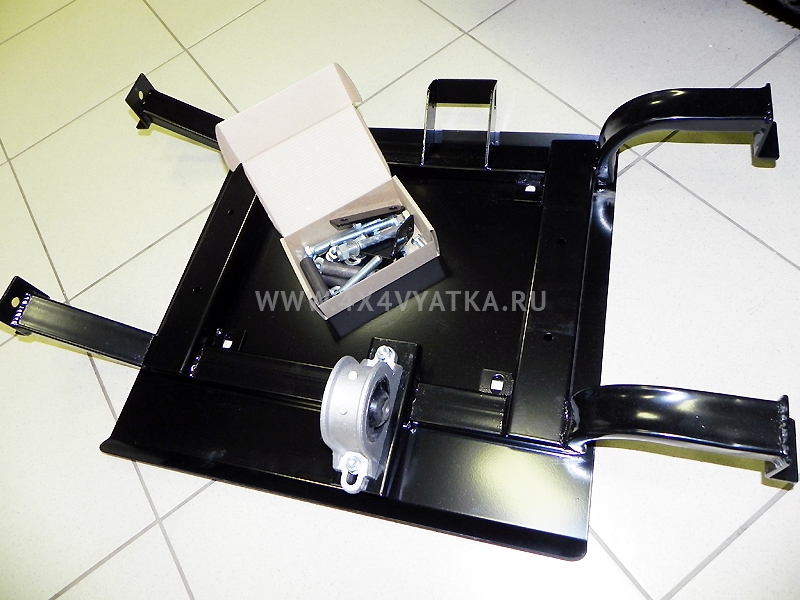 картинка Подрамник раздаточной коробки передач 21214-31 + защита подрамника Нива