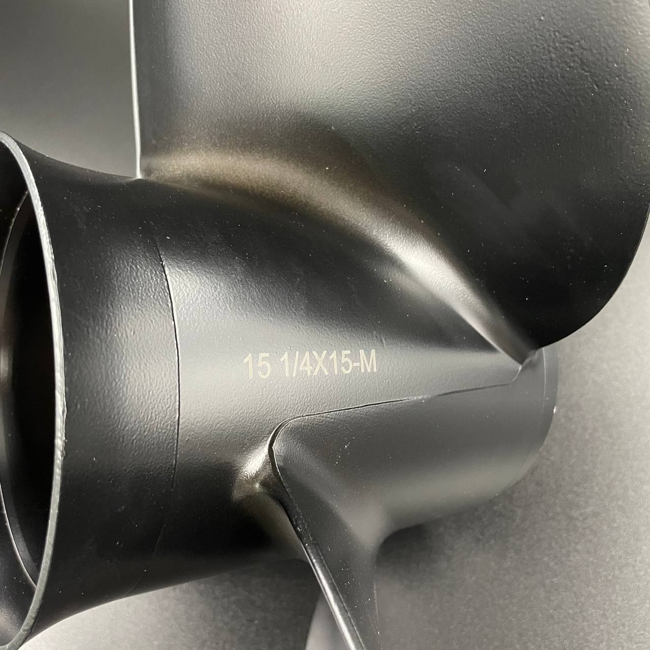 картинка Гребной винт Yamaha 150-300, F150-F275, F300B (3x15-1/4x15)