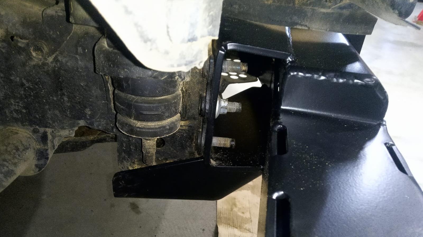 картинка Площадка лебедки Toyota Land Cruiser 200