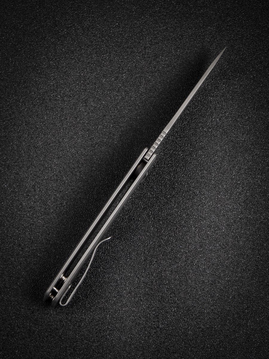 картинка Складной нож SENCUT Tynan 10Cr15CoMoV Steel Gray Stonewashed Handle Stainless Gray
