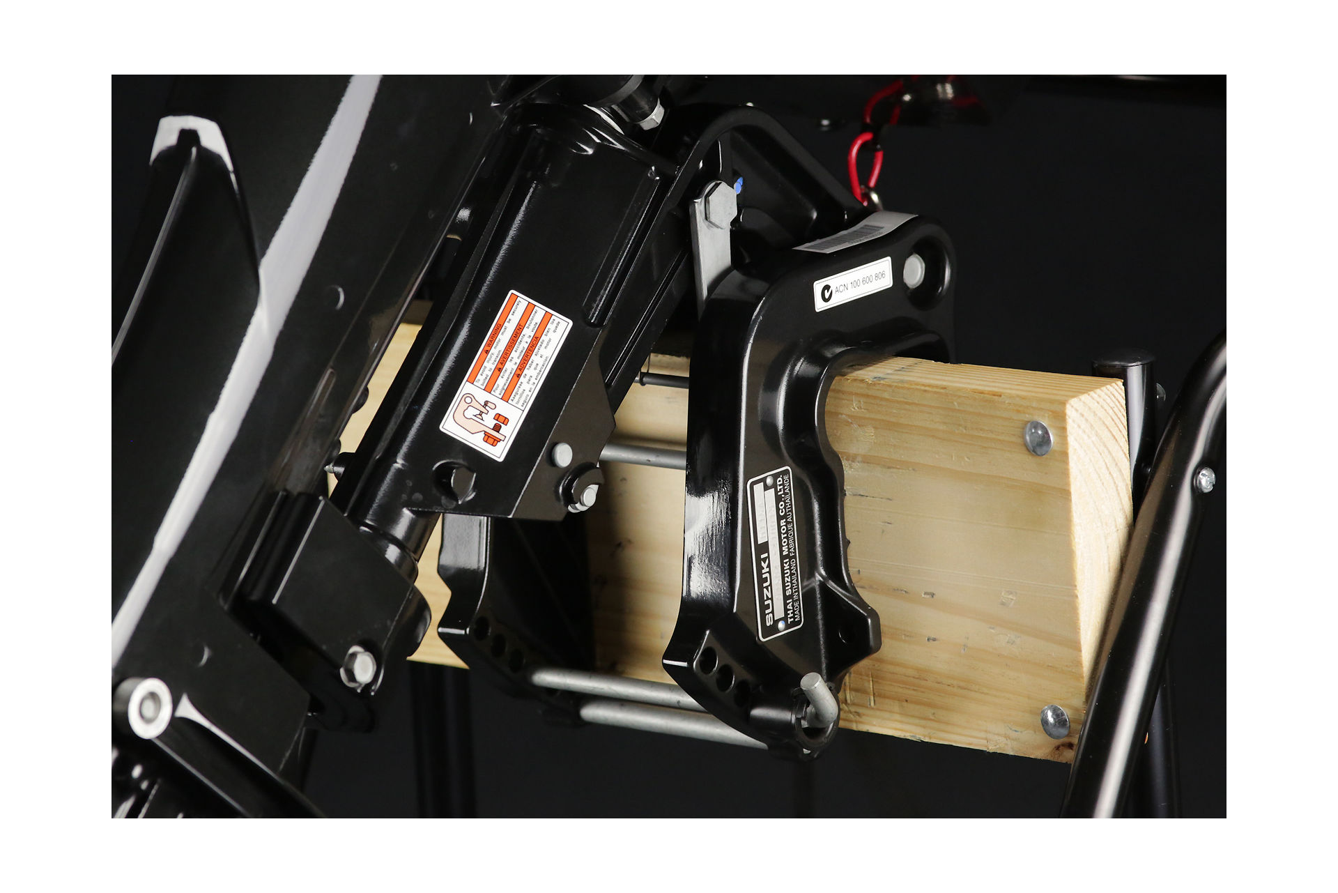 картинка Мотор лодочный Suzuki DT15AS