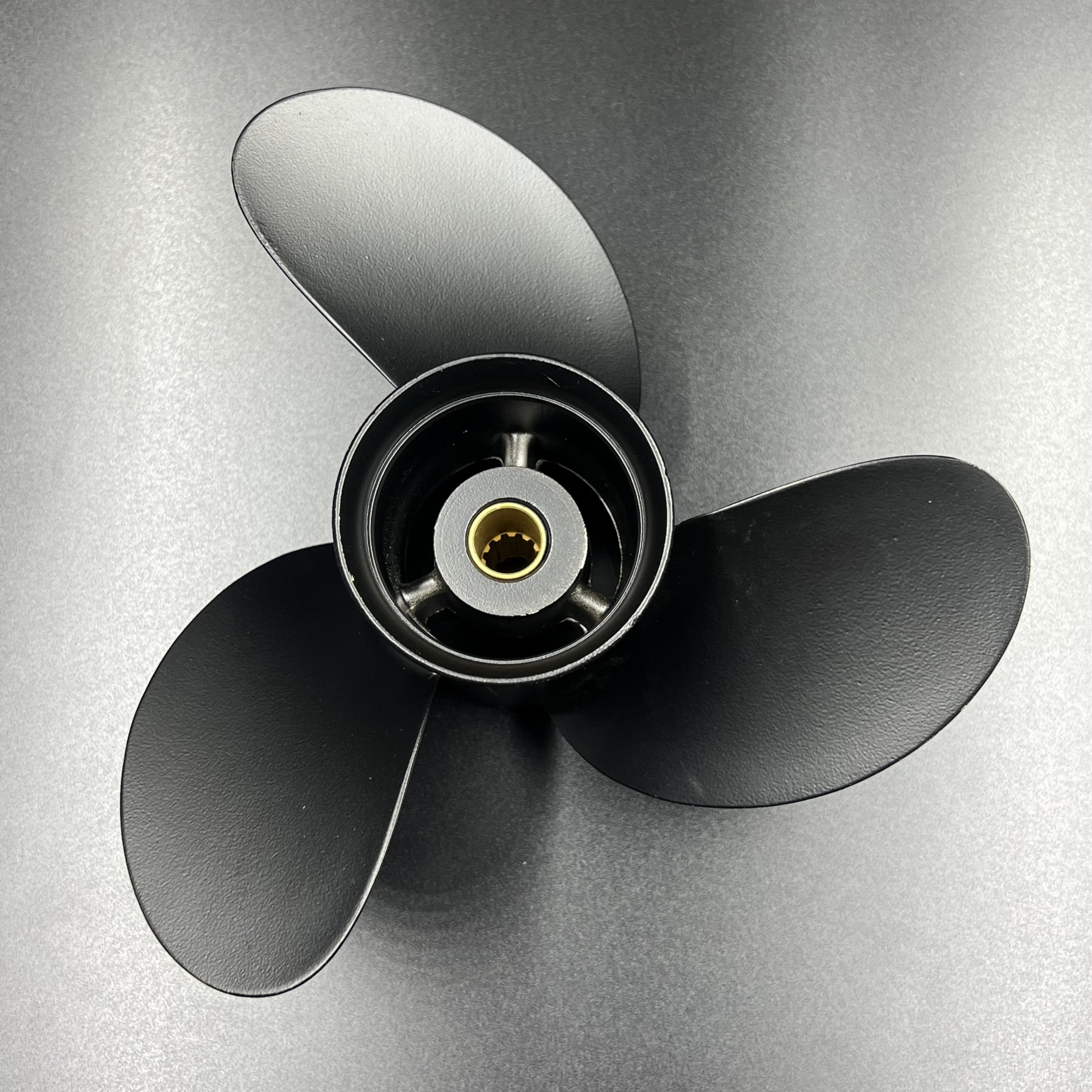 картинка Гребной винт Tohatsu 8-9.8 (3x8.9x8.5)