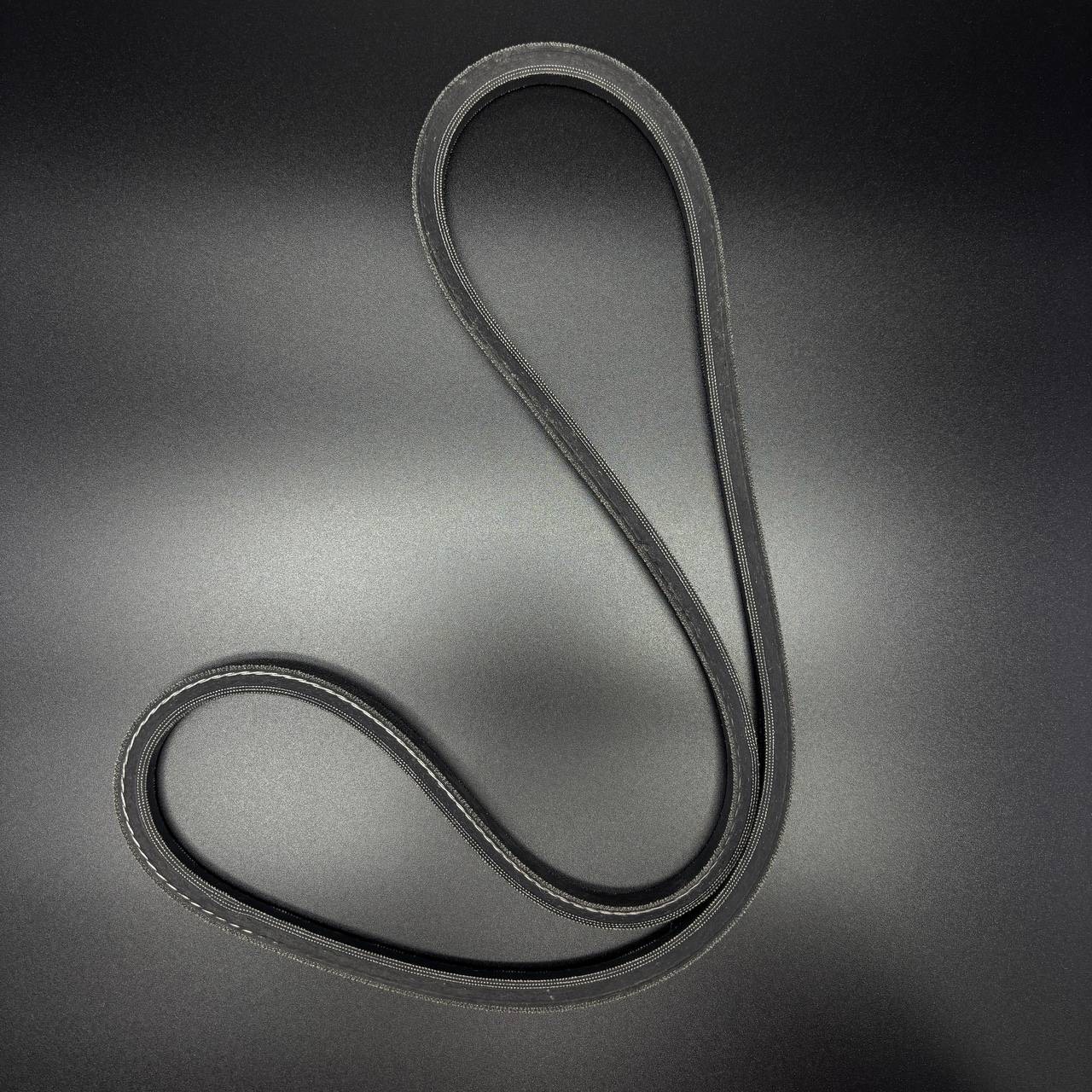 картинка Ремень насоса гидроусилителя руля (клиновой) MERCRUISER 3.0L (57-65607Q) (Quicksilver)