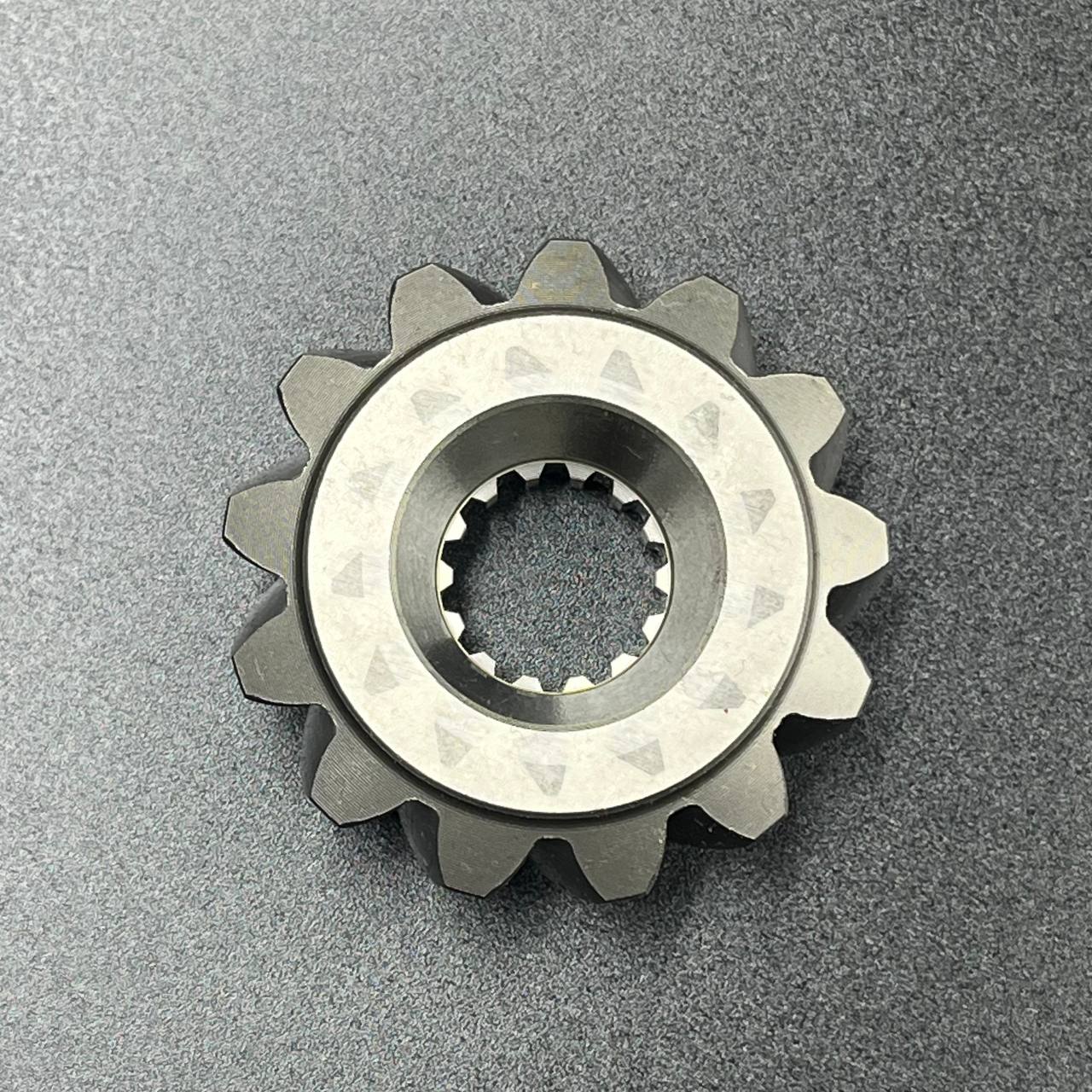 Шестерня вертикального вала (Пиньон) Yamaha F40-60 (69W-45551-00) (Yamaha)