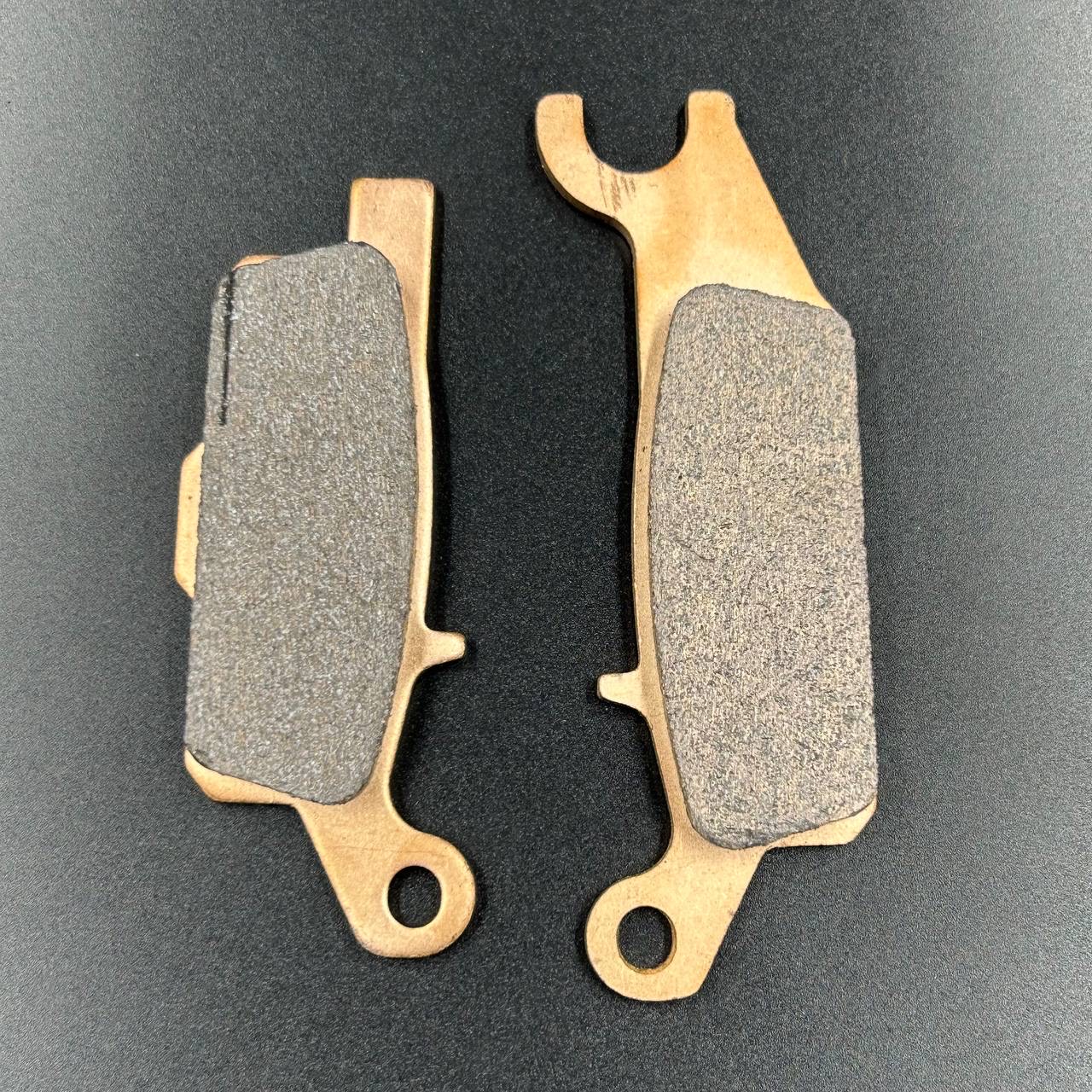 картинка Колодки тормозные (Задние, левые) Yamaha Grizzly 550/700 (пара) (ZIBO)