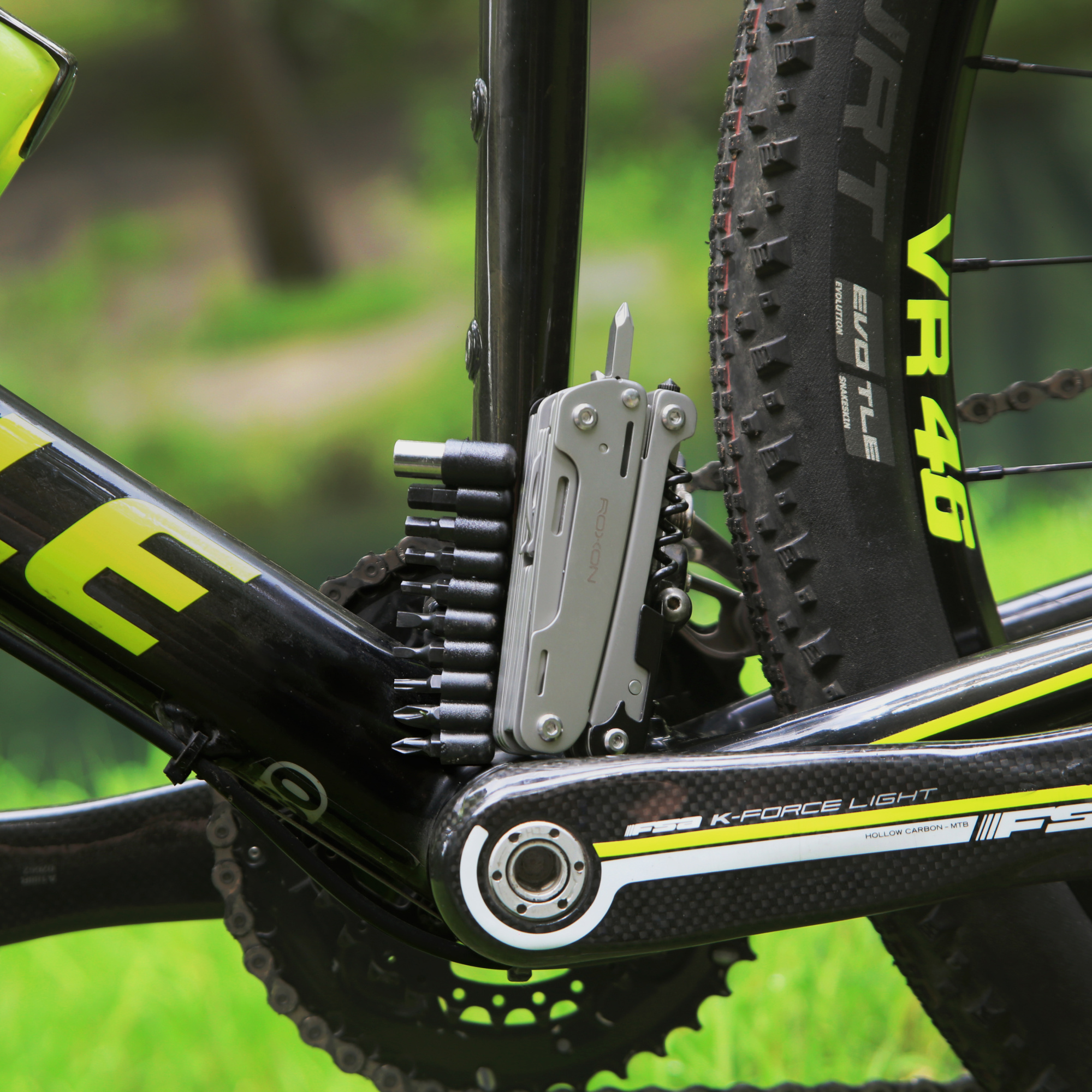 картинка Мультитул Roxon Storm S801S