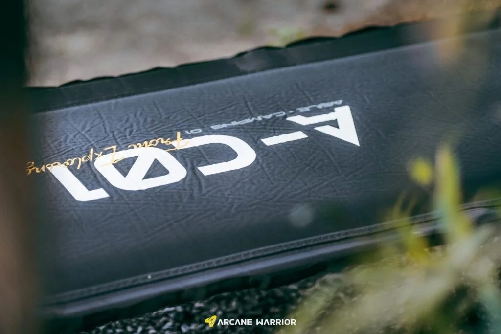 картинка Самонадувающаяся складная кровать Arcane Warrior LANDING self-inflating bed