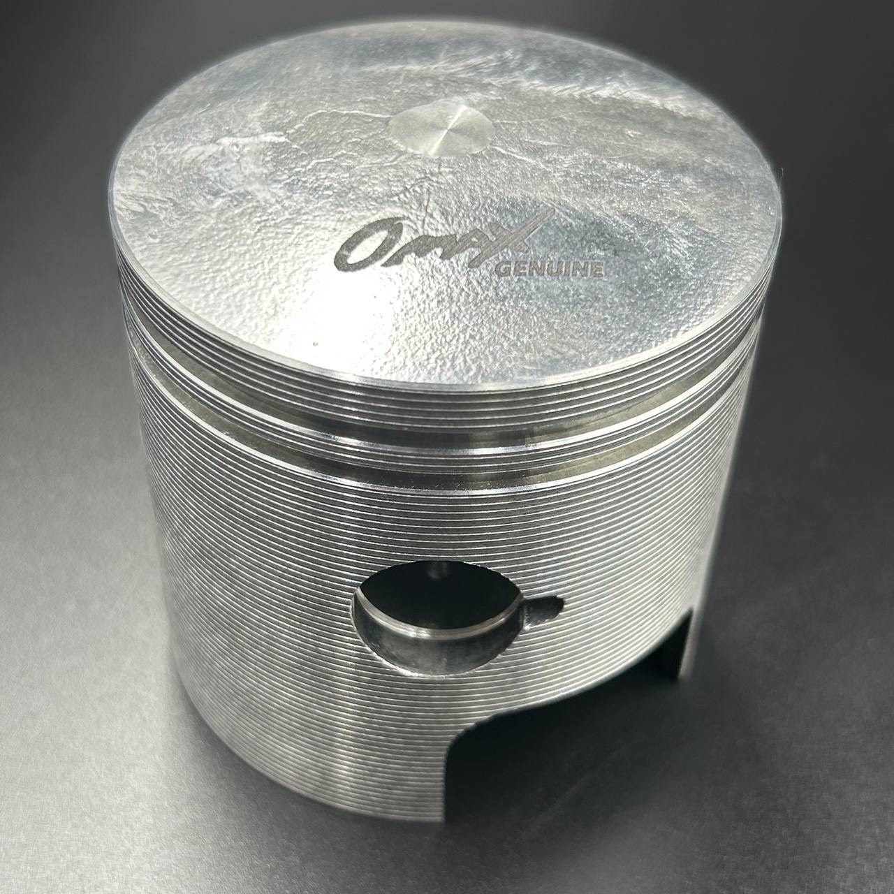 картинка Поршневой комплект Suzuki DT25-30 (STD) (12110-96353) (Omax)