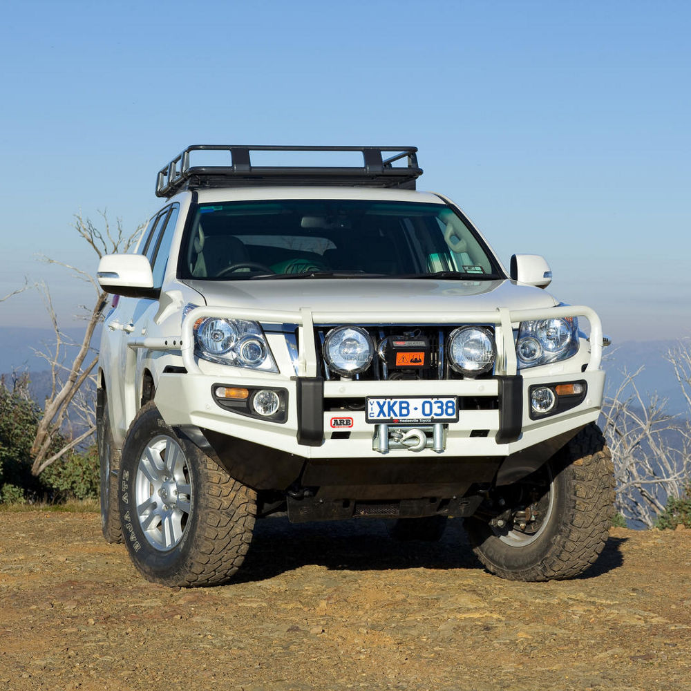 Передний силовой бампер ARB COMBAR PRADO 150 VX/KAKADU