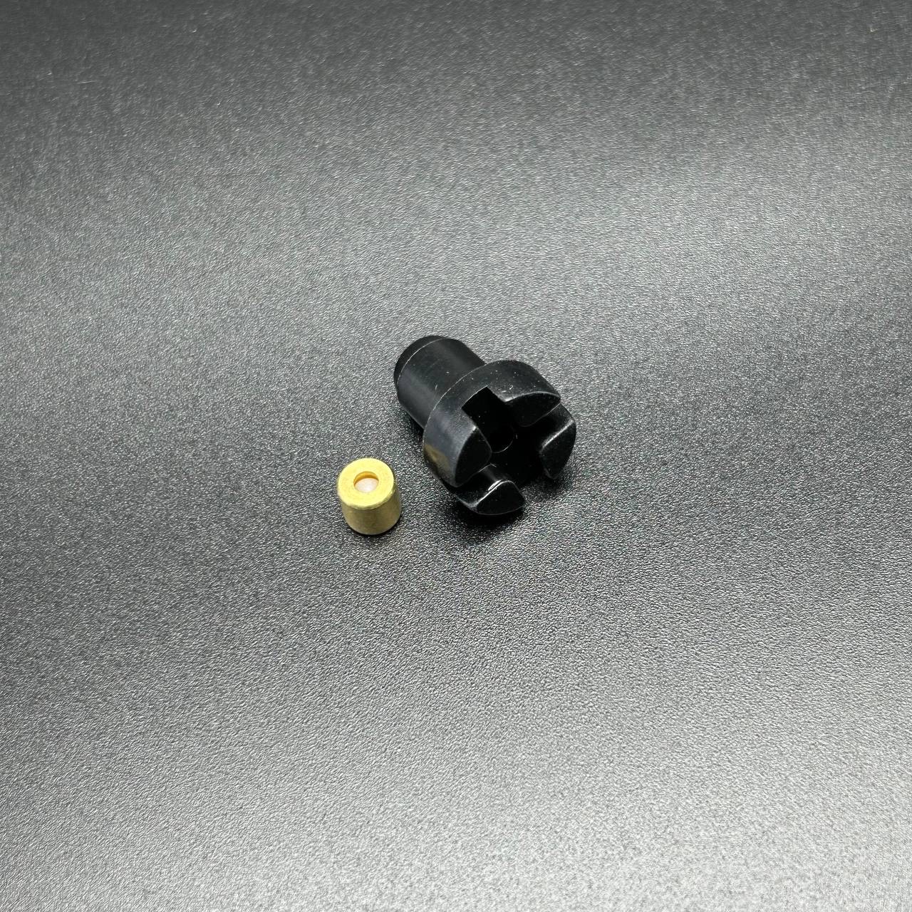 картинка Вставка пластиковая CARRIER ASSY (Quicksilver)