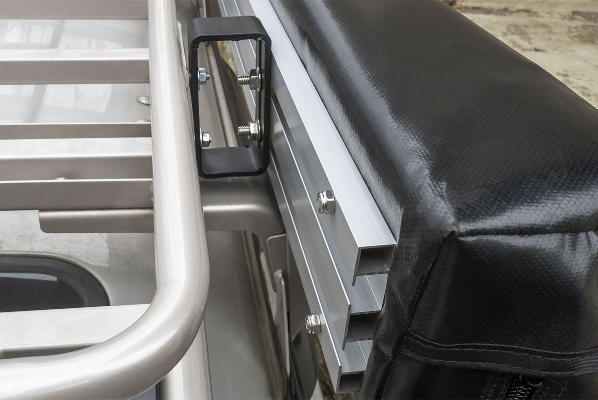 картинка Маркиза автомобильная РИФ веерная, безопорная 2х2,3 м (левая)