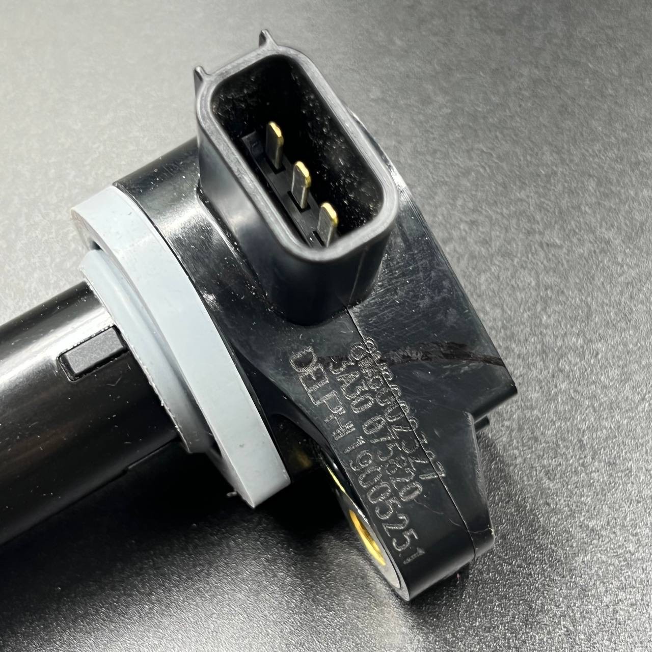 картинка Катушка зажигания Mercury F75-115EFI/Verado L4/L6 (Mercury)