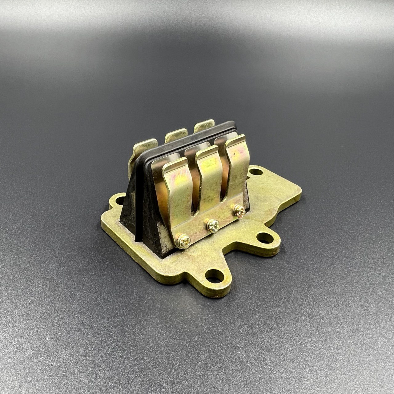 картинка Лепестковые клапана Yamaha E8D (В сборе) (KACAWA)