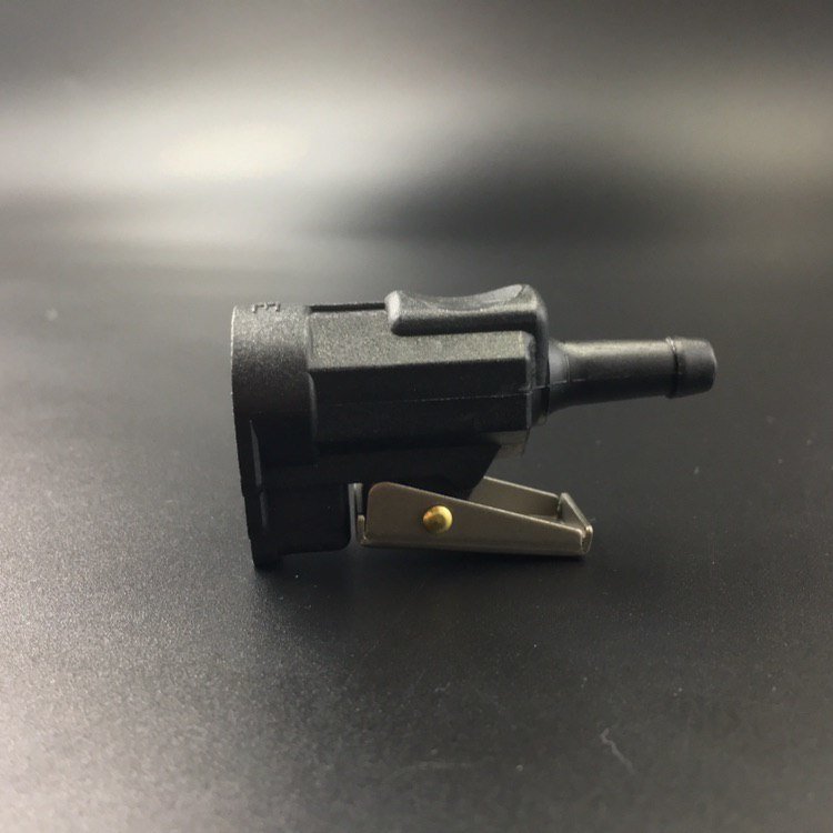 картинка Коннектор топливный Yamaha 4-200, F4-50 (мама) (Osaka)