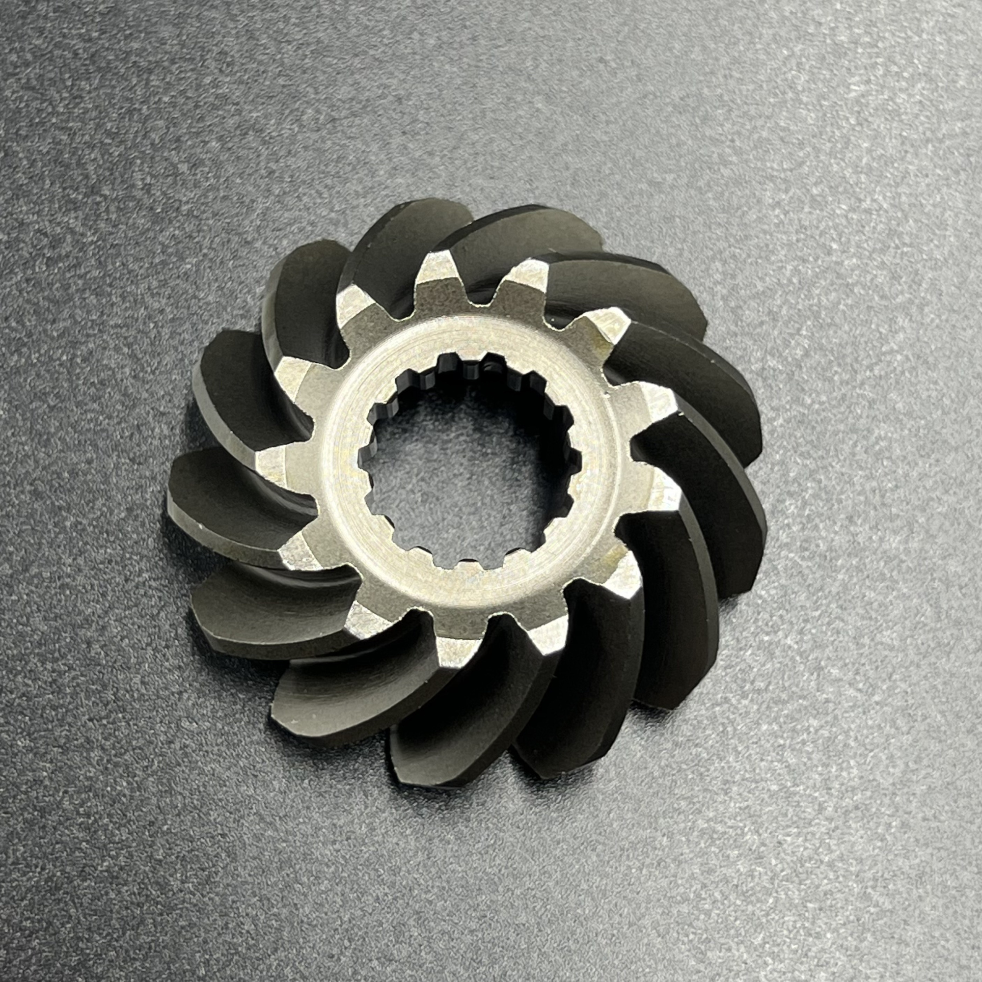 картинка Шестерня пиньон Yamaha F50-60 (Omax)