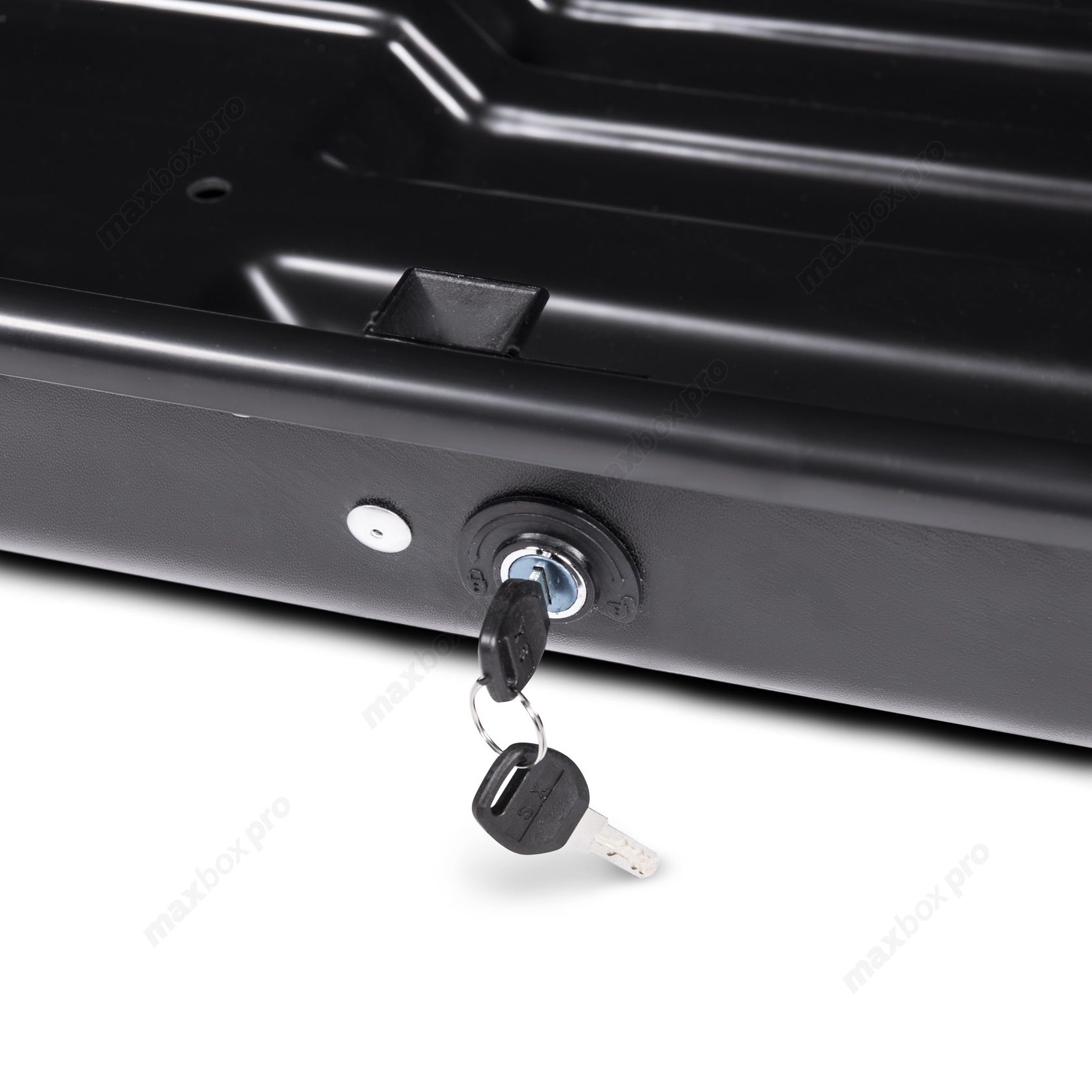 картинка Автобокс MaxBox PRO 460 (средний) черный глянцевый