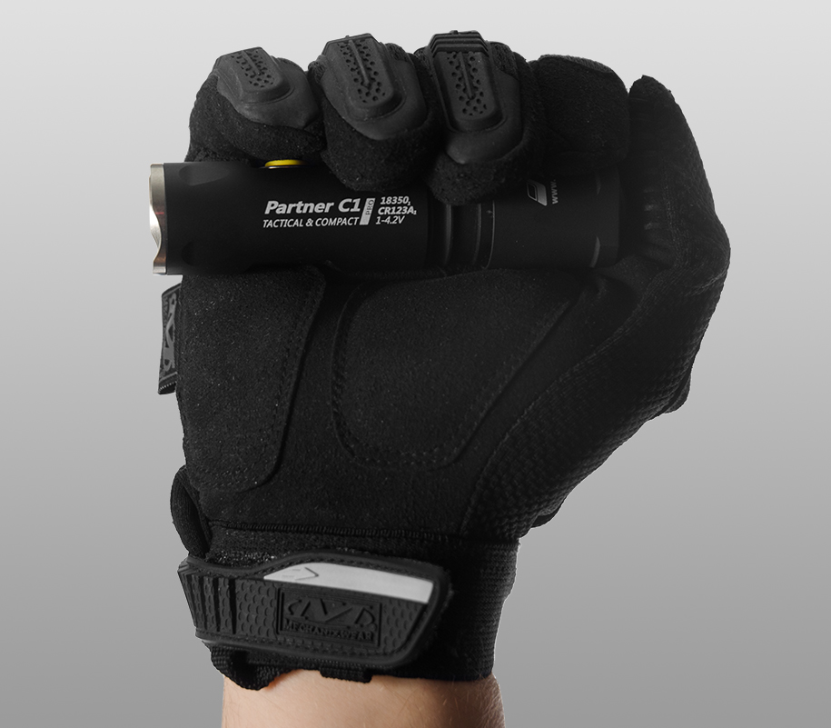 картинка Фонарь ARMYTEK Partner C1 Pro XP-L БЕЛЫЙ