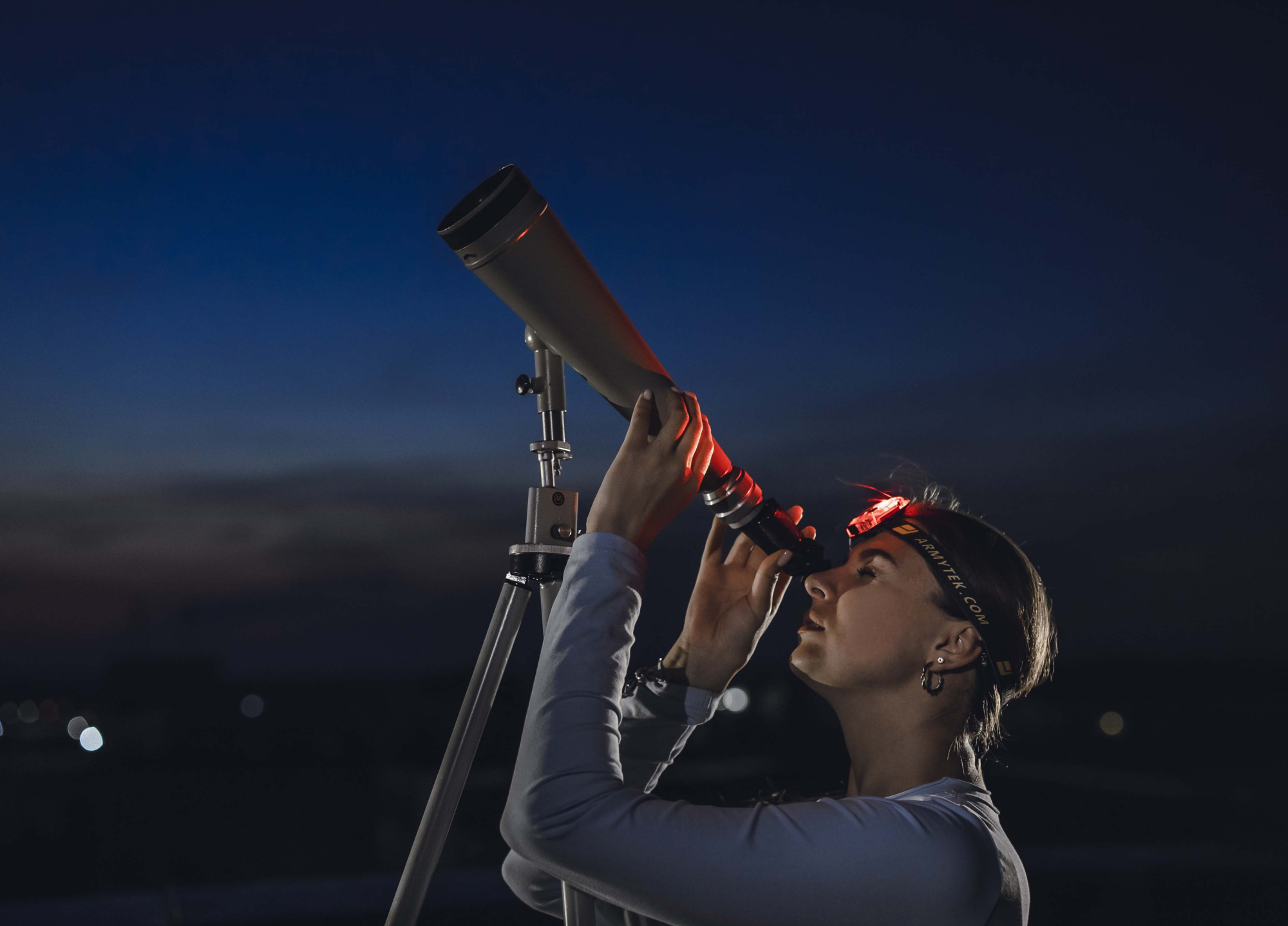 картинка Фонарь Armytek Crystal Pro Red