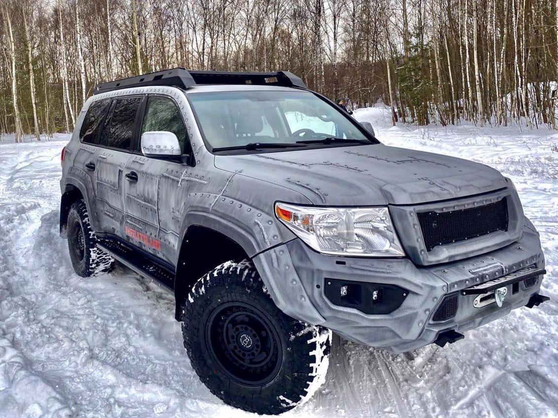 картинка Силовой композитный бампер - Toyota Land Cruiser 200