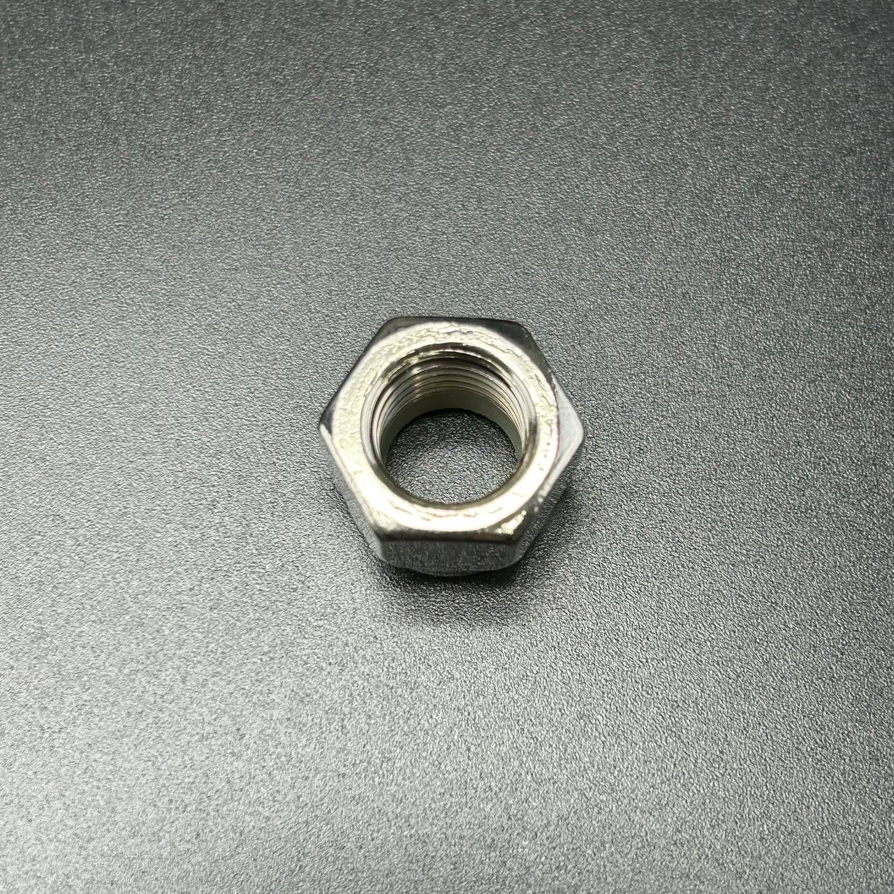 картинка Гайка стальная диам. 10 мм NUT (Quicksilver)