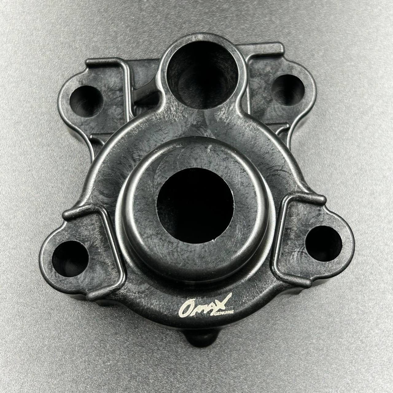 картинка Корпус помпы охлаждения Yamaha 30D (Omax)