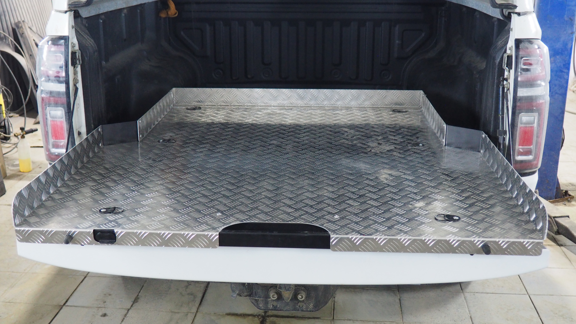 картинка Выкатная платформа Ford RANGER 2015-2019 двойная кабина без вкладыша