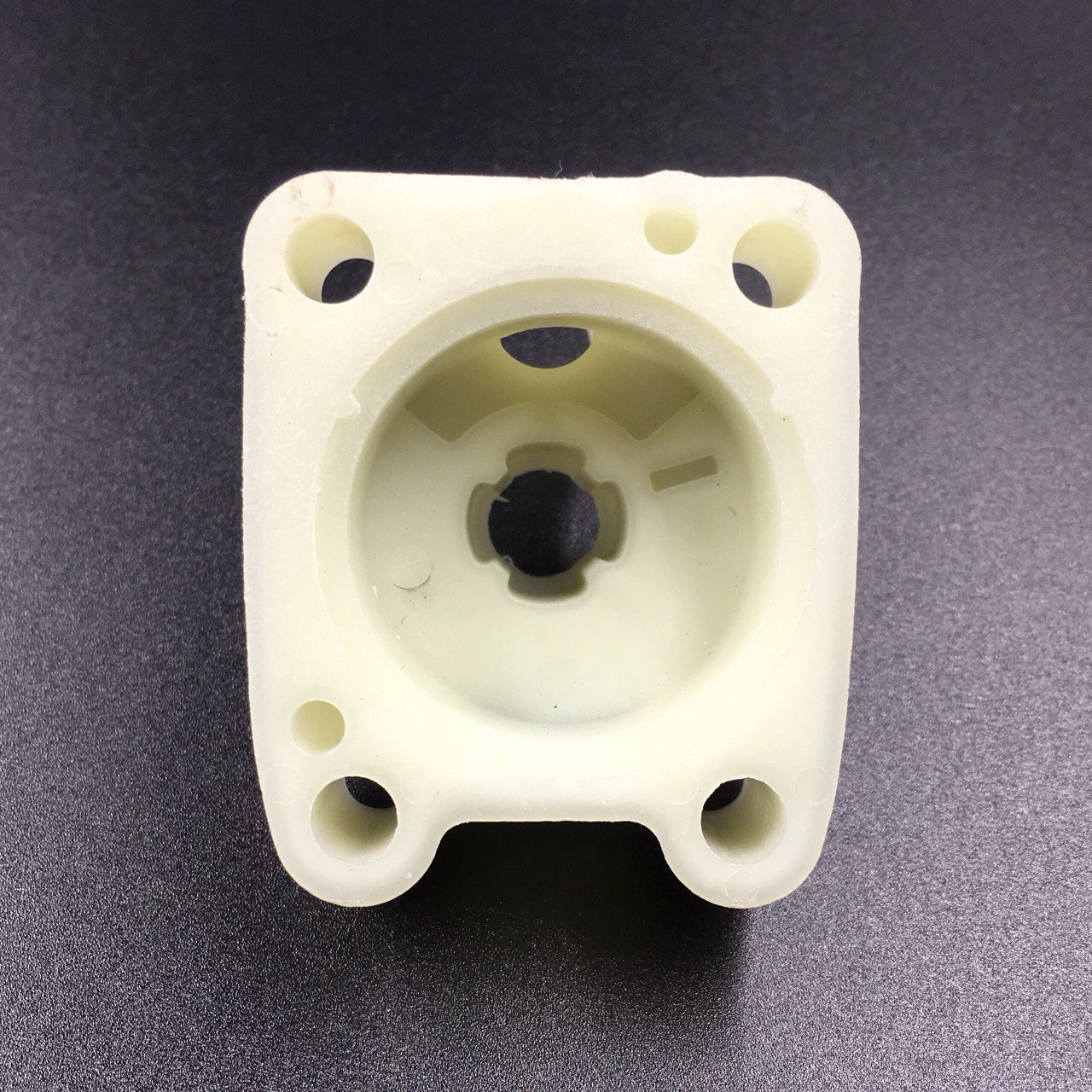 картинка Корпус помпы охлаждения Yamaha 3 (PREMARINE)