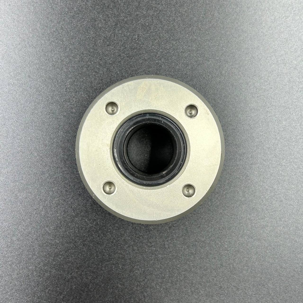 картинка Гайка вспомогательного штока гидроподъема Yamaha 225-250, F200-300 (PREMARINE)