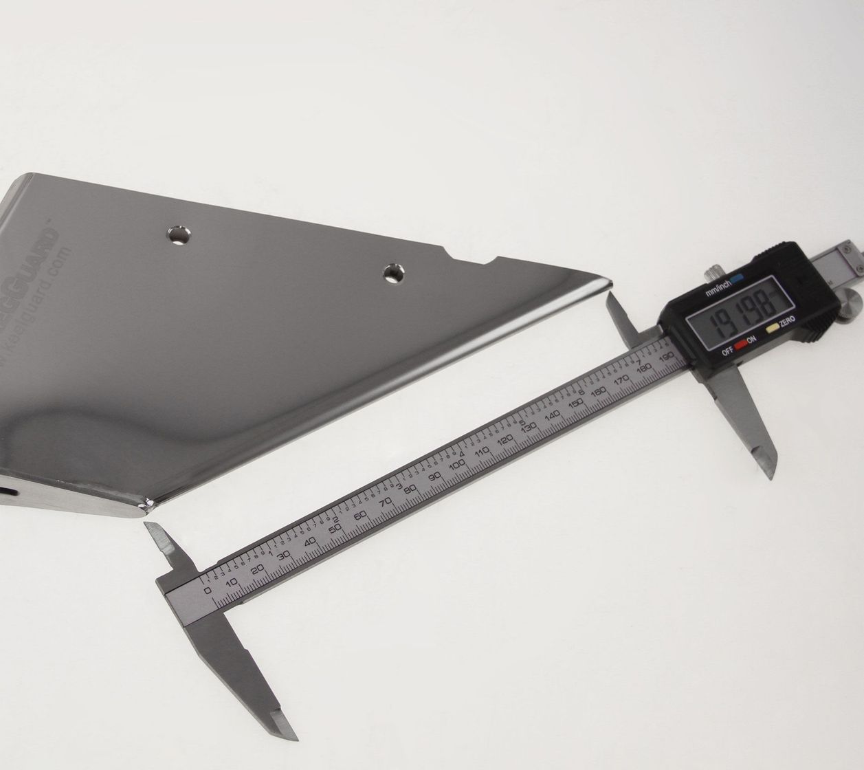 картинка Накладка килевая SkegGuard