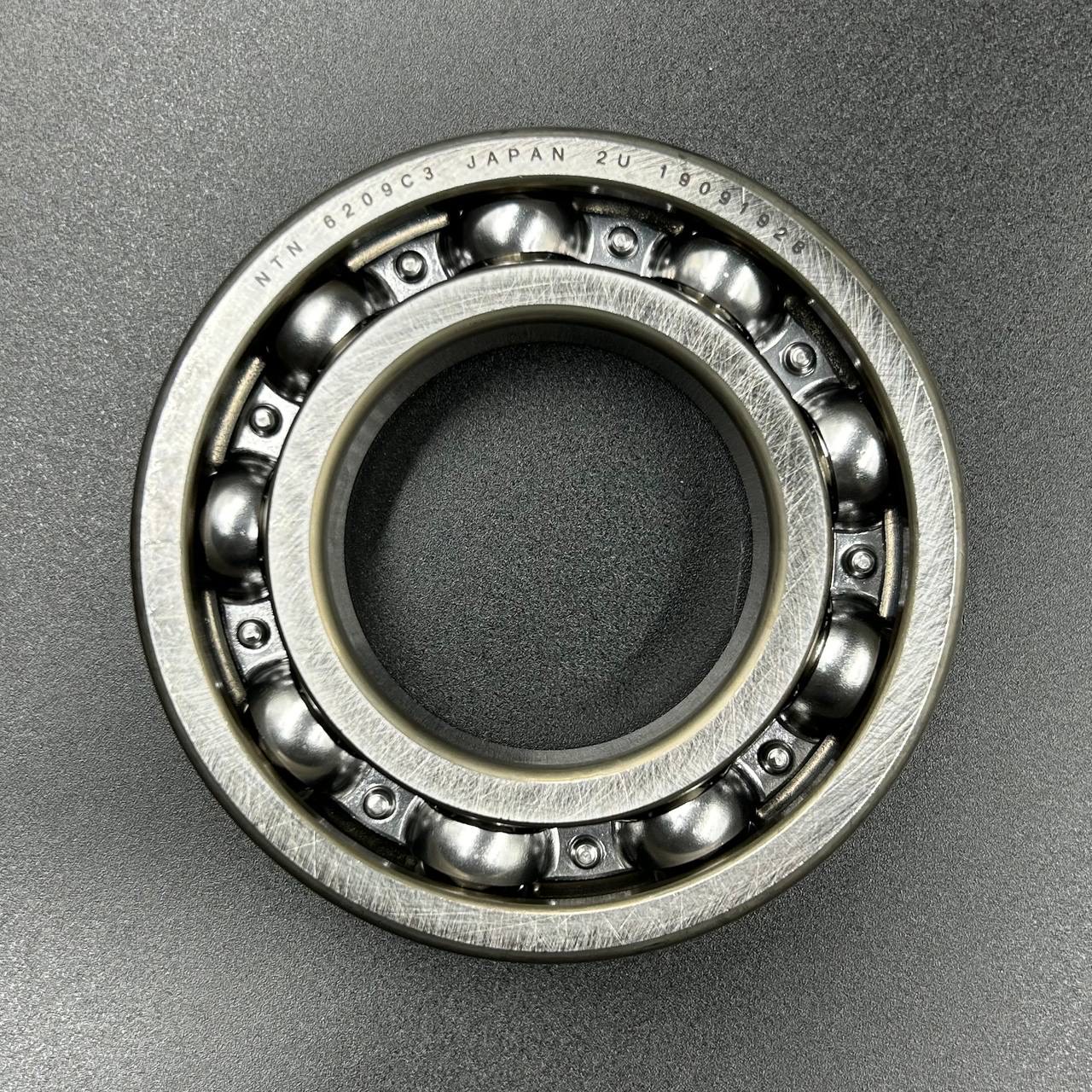 Подшипник шариковый Yamaha 150-225, F150-300 (45x85x19) (Yamaha)