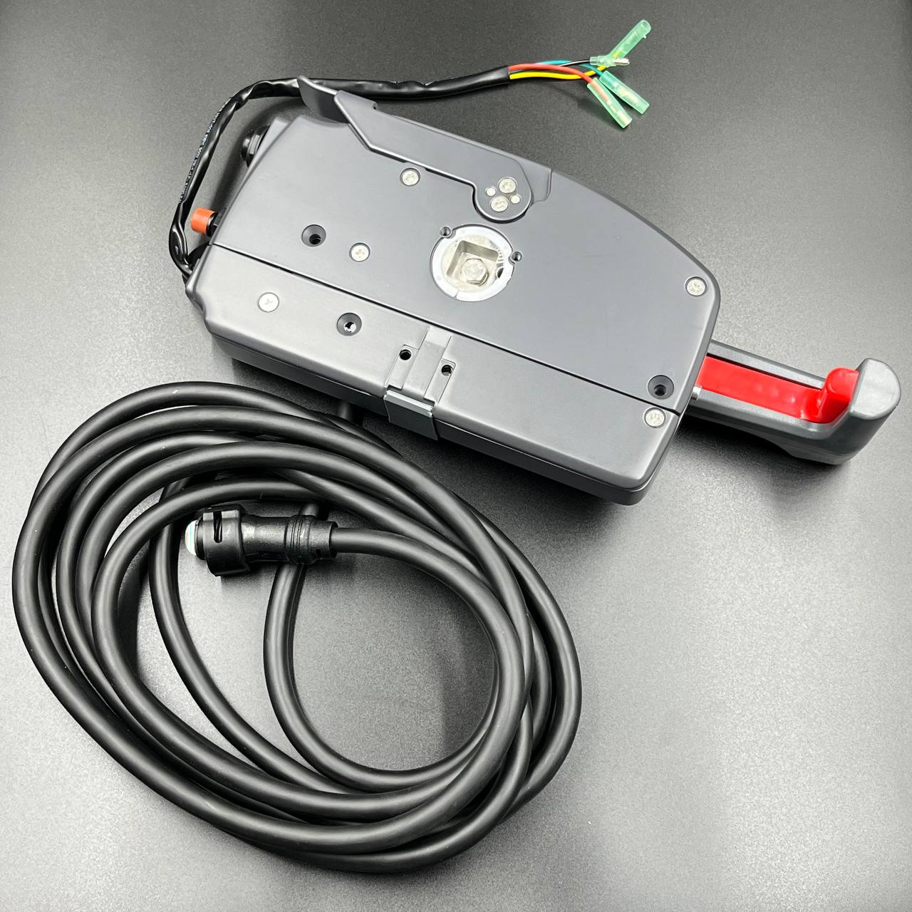 картинка Дистанционное управление Yamaha 703 NEW (Без кнопки гидроподъема) (Толкающая) (7Pin) (YUELANG)