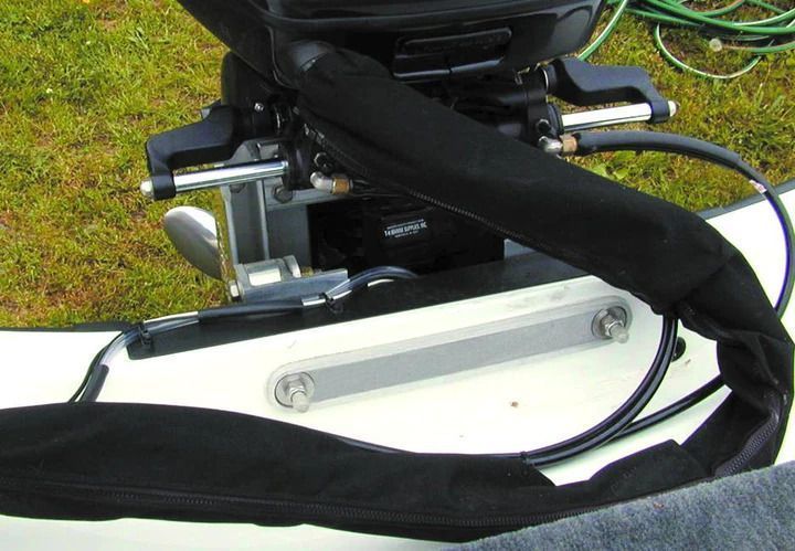 картинка Пластина под транцевые болты, верхняя