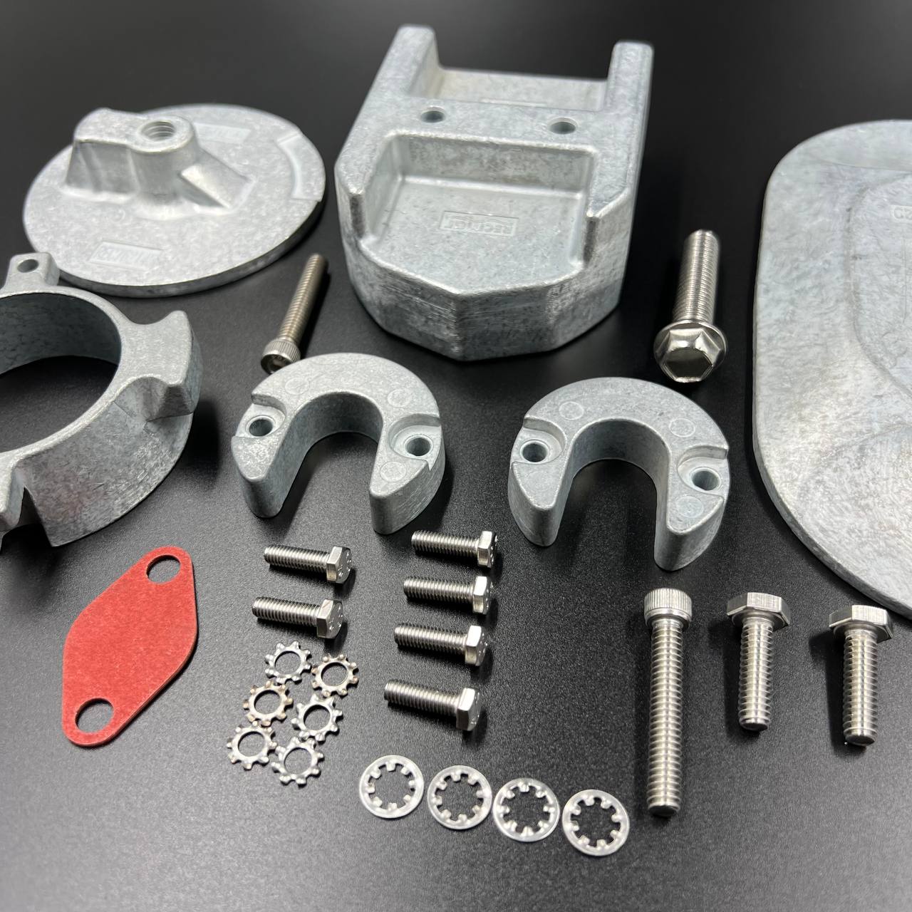 картинка Комплект анодов для MERCRUISER Alpha Gen2 (Цинковый) (888756Q01; 888756A1; 888756Q01) (MARTYR)