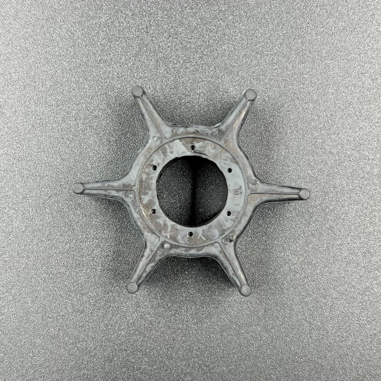картинка Крыльчатка помпы охлаждения Honda BF35-60 (пластиковая втулка) (KACAWA)